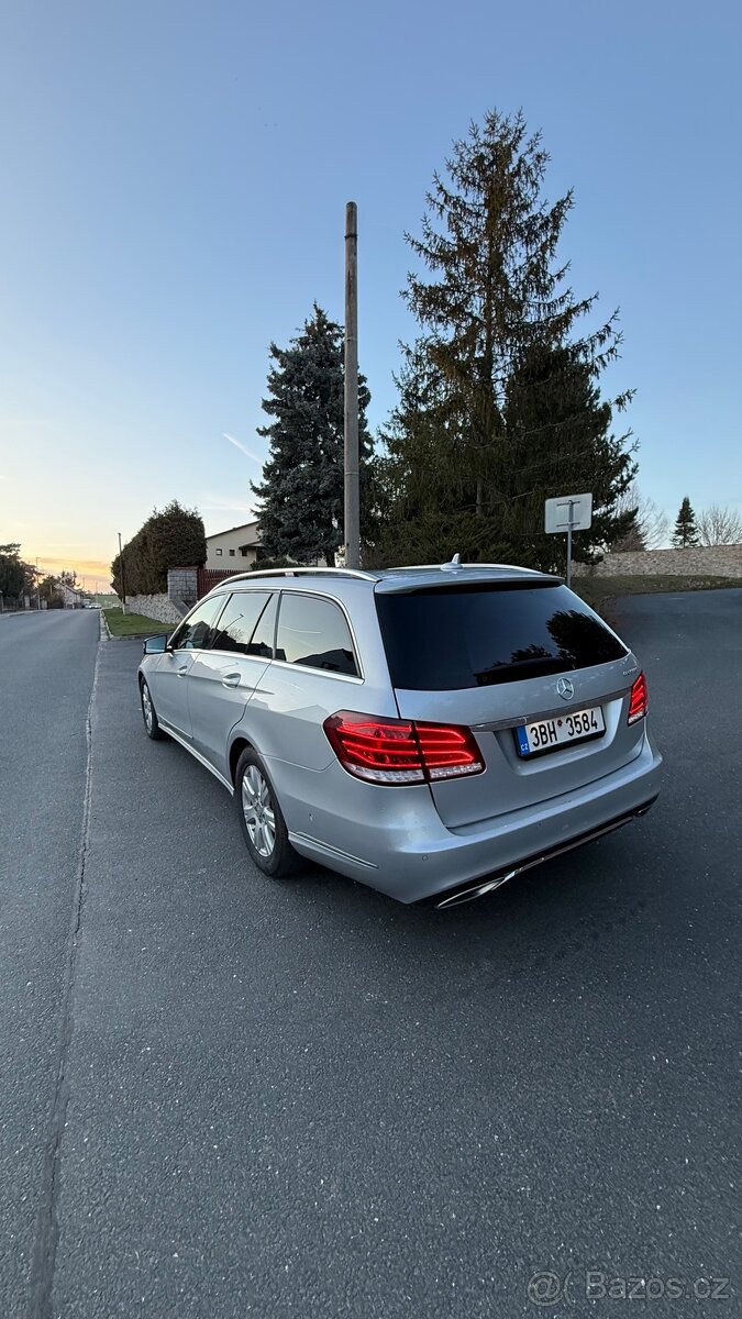 Mercedes W212 AMG - 3