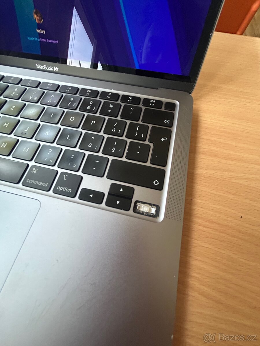 Prodám MacBook Air M1 13” originál krabice + nabíječka - 3