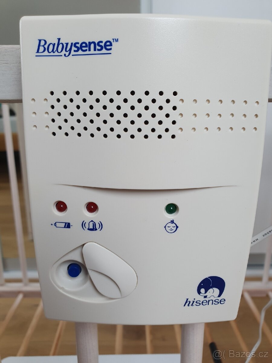 Monitor dechu + 2x postýlka, prostěradla, samolepky na zed - 3