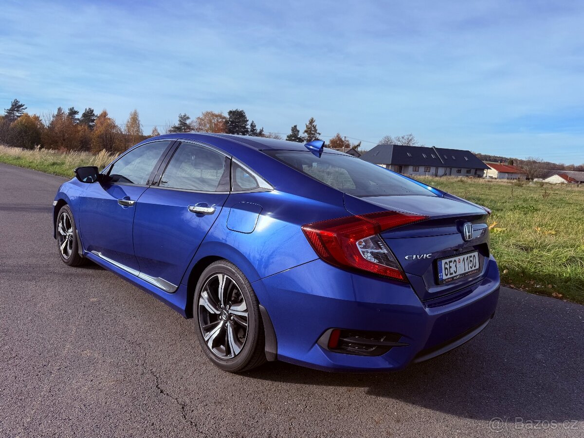 Honda Civic 1,5 I-VTEC134 kW 10G Elegance CZ 1.majitel 2xAl - 3