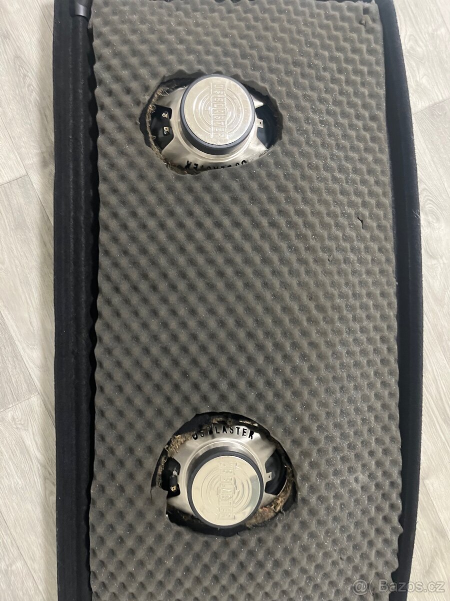 Golf 4 plato s reproduktory - 3