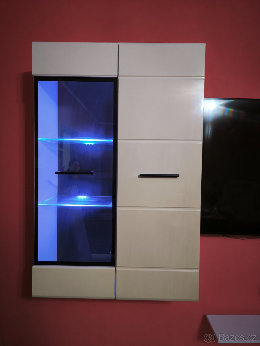 Obývací stěna prosklená - 3