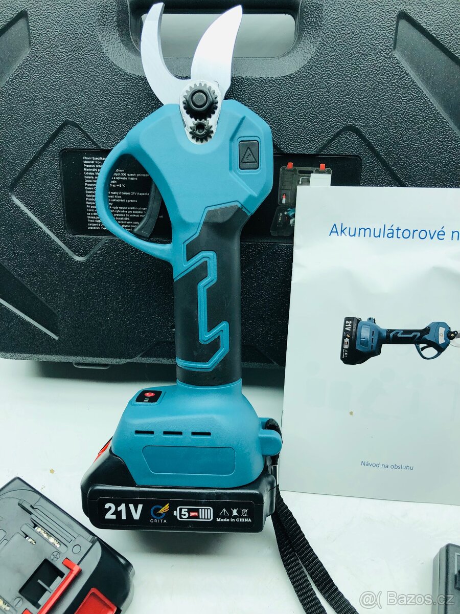 Aku nůžky + 2x baterie - 3