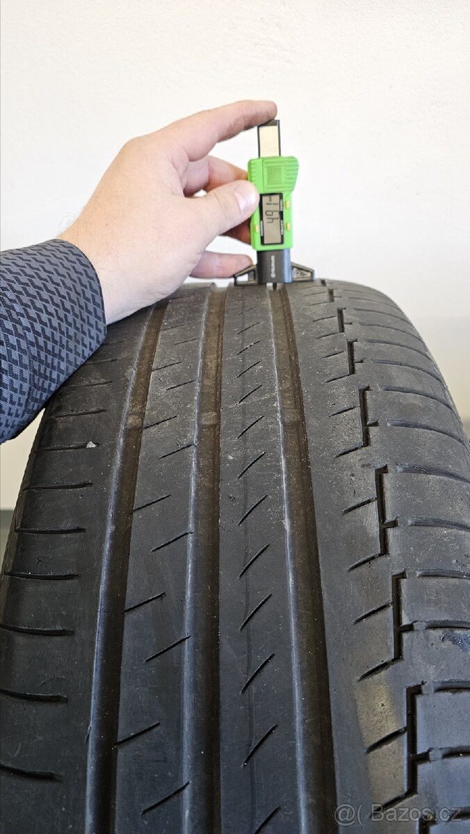 Letní pneumatiky 235/50/19, Continental, DOT2122
- 3