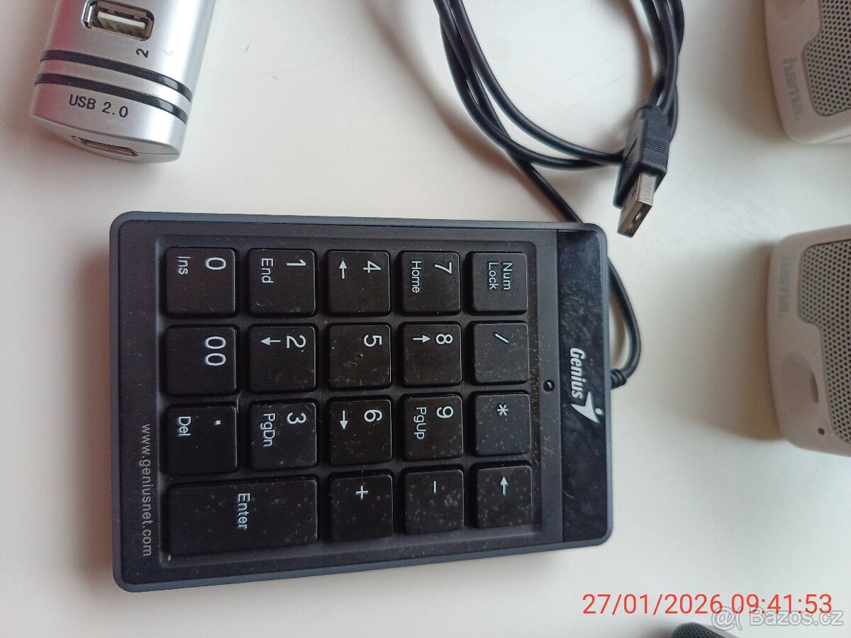 Repro box, sluchátka, kabely. - 3