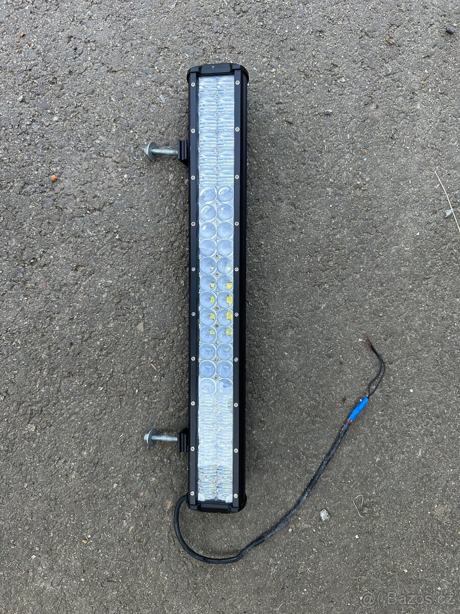 Led světlo 240w délka 57cm jako nové