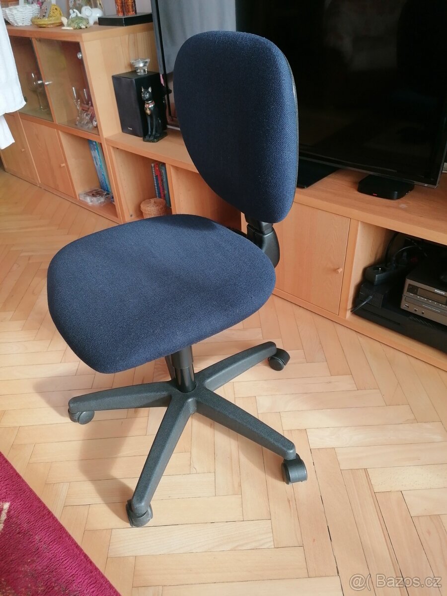 Kolečková židle - 3