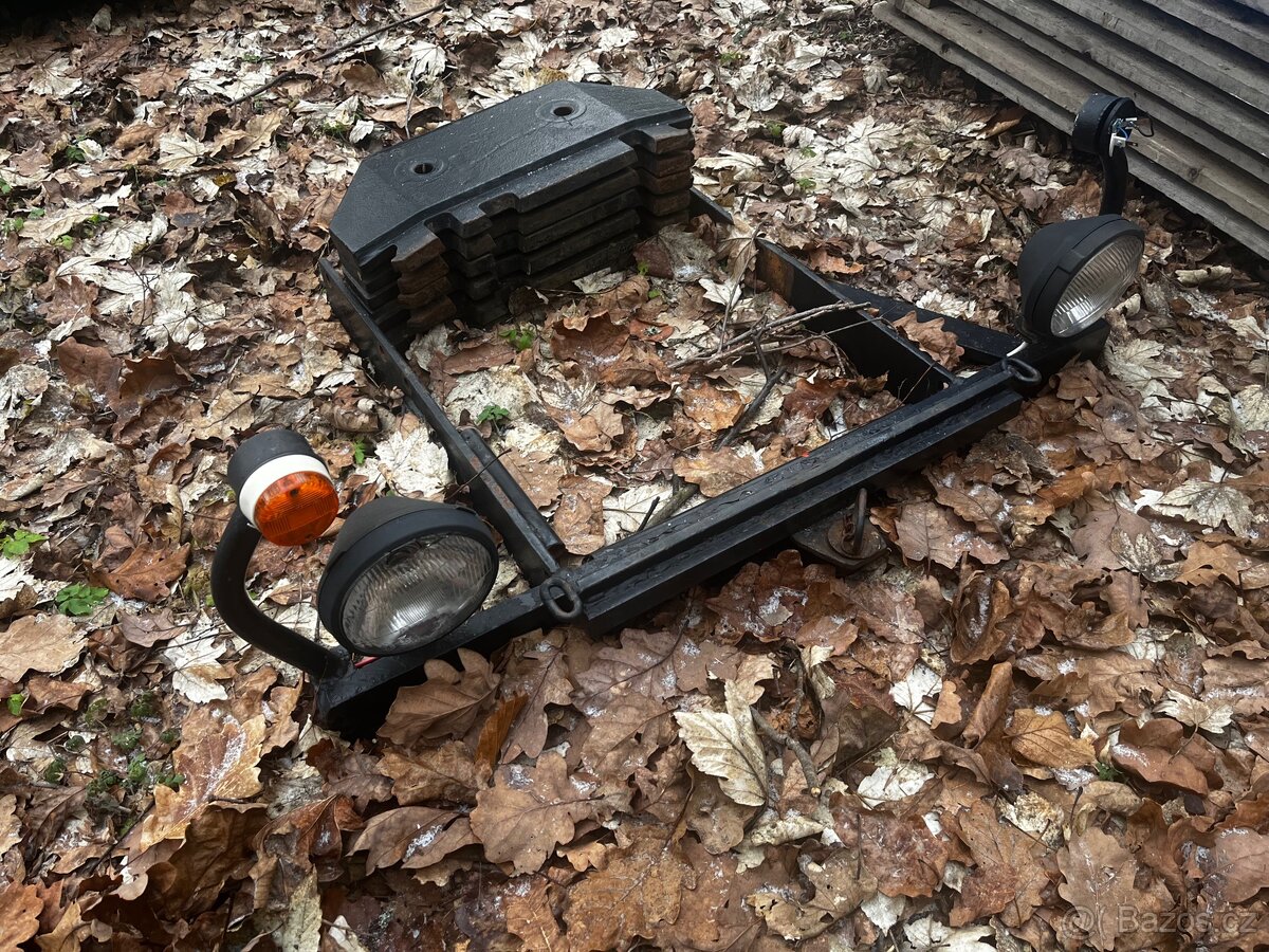 Nárazníkový rám ZETOR - 3