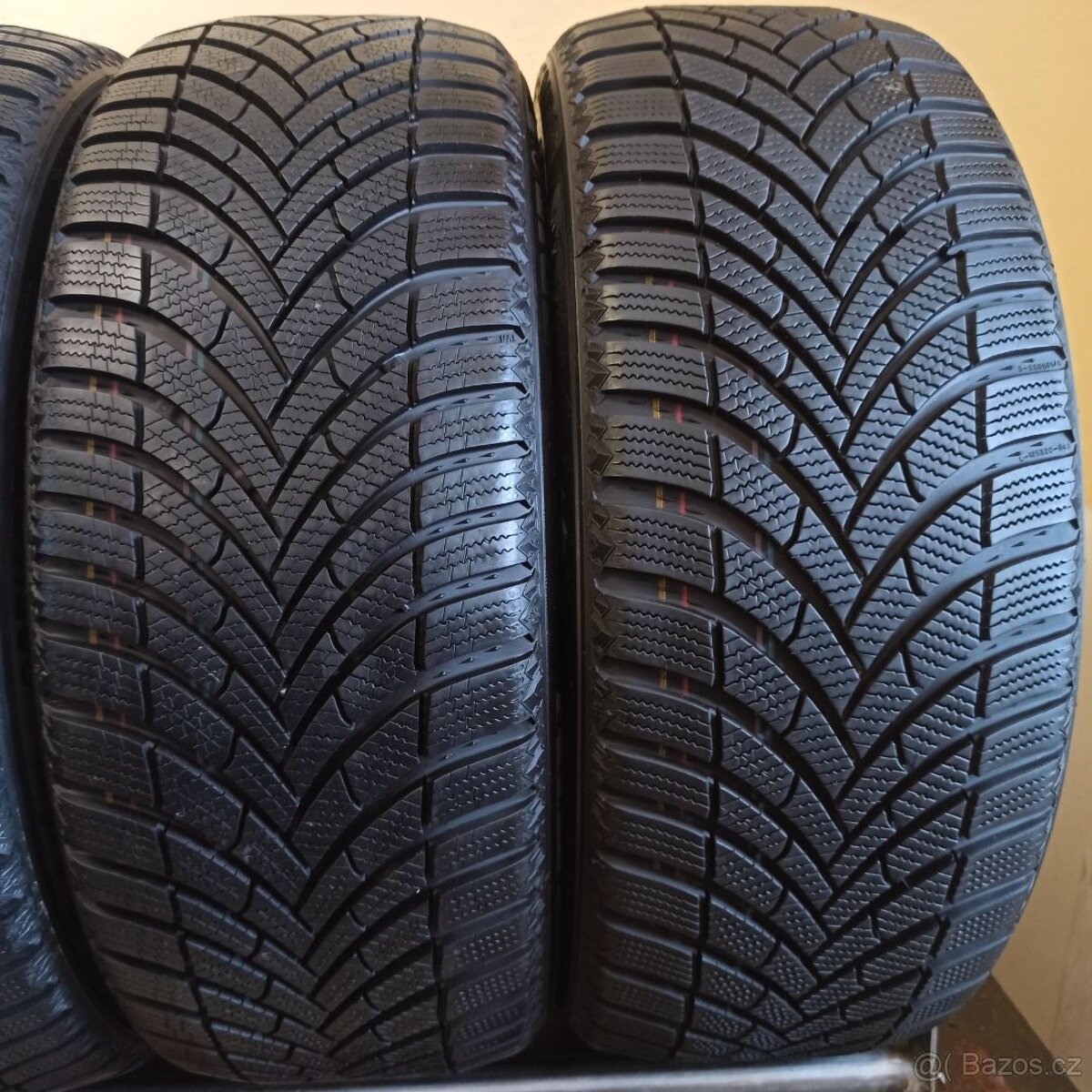 Semperit 225/45 R19 96V 8mm - 3