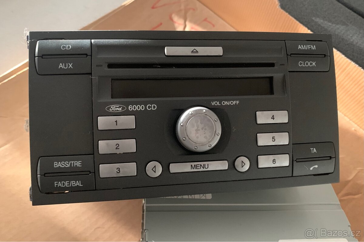 RADIO HONDA CRV / FORD CD6000 - 3