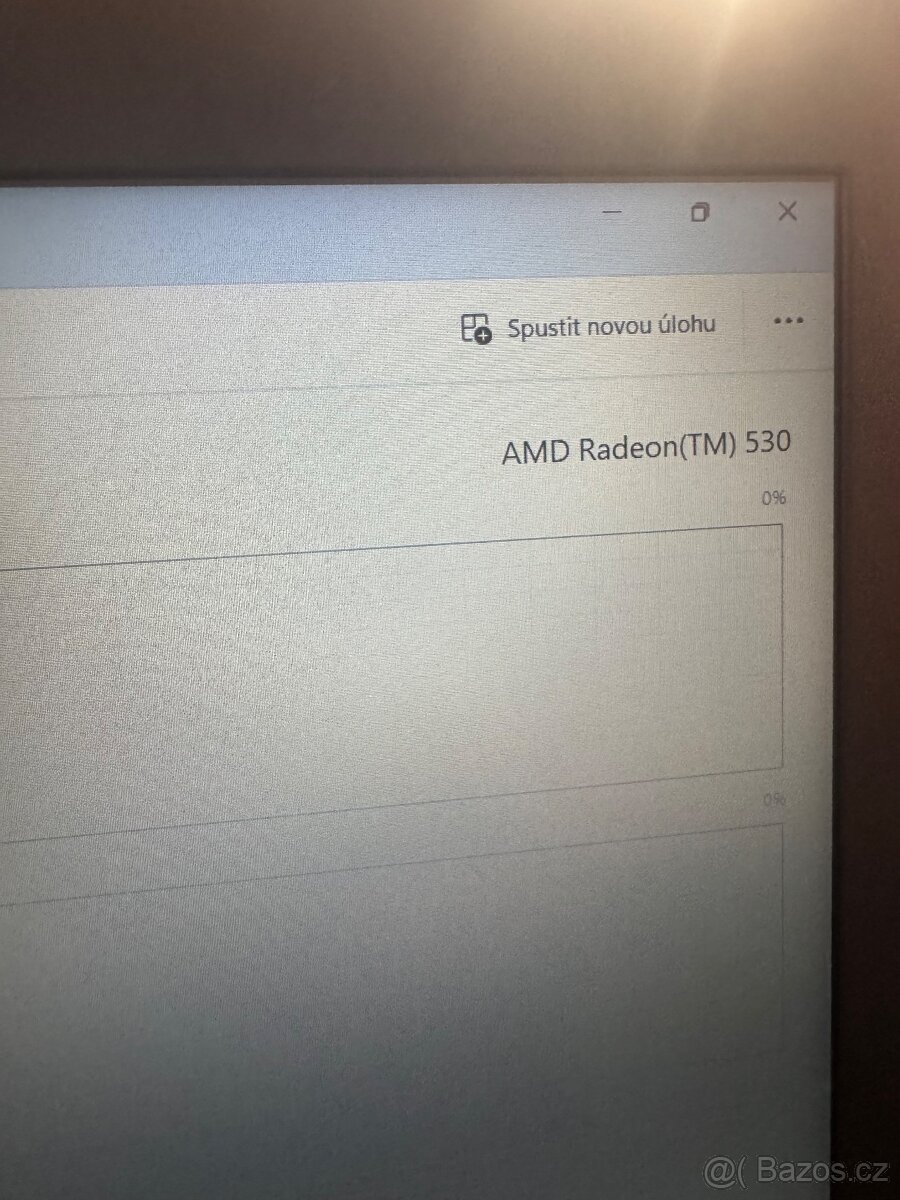 Lenovo IdeaPad 330-15IKB – i5, SSD, GPU – super stav - 3