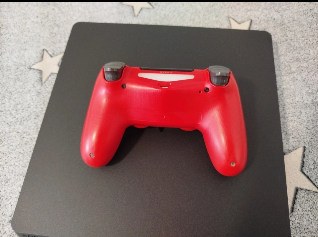 Herní konzole PlayStation 4 - 3