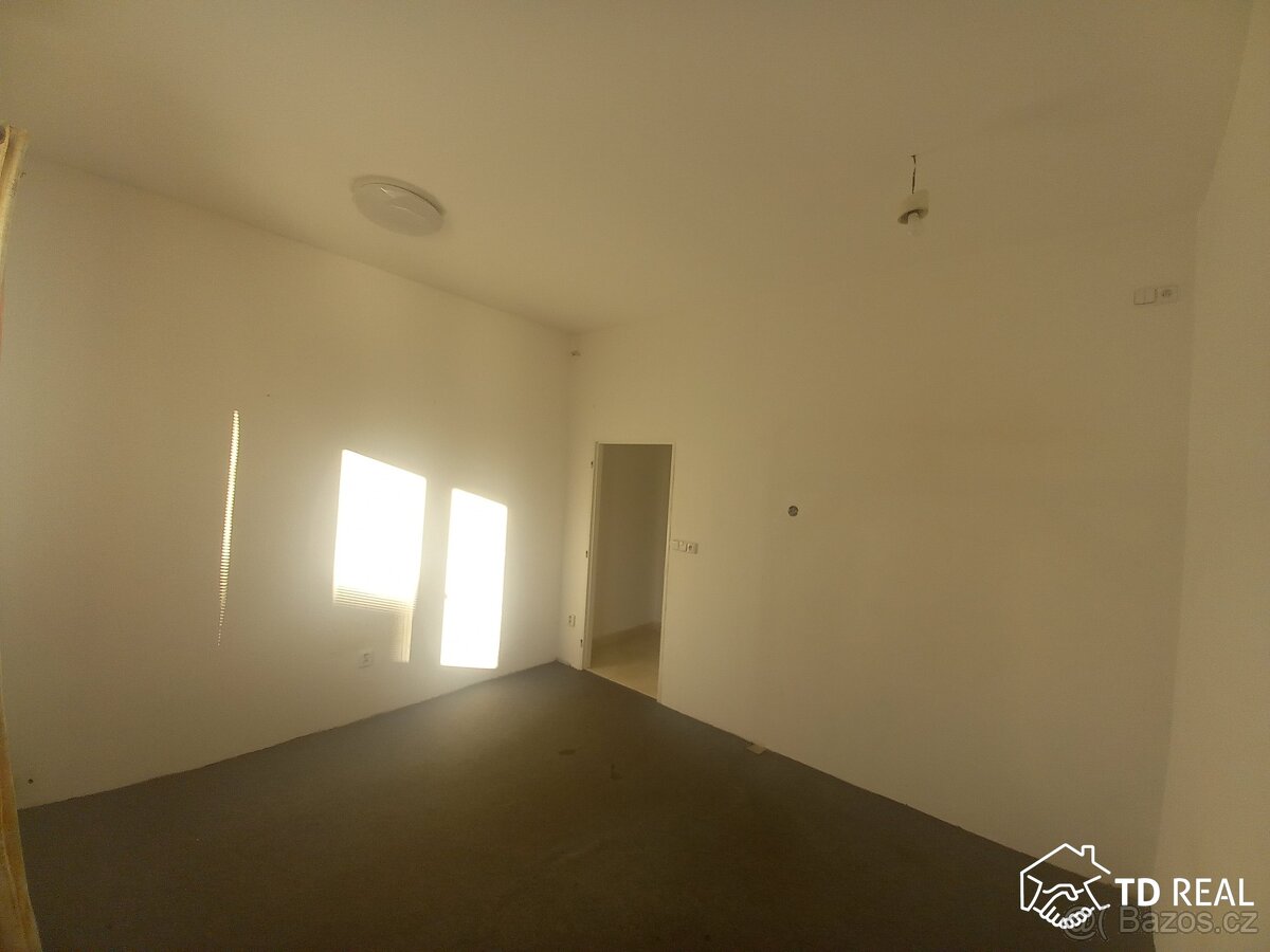 Pronájem bytu 1+1 29 m², Brno - Husovice, ev.č. 00989 - 3