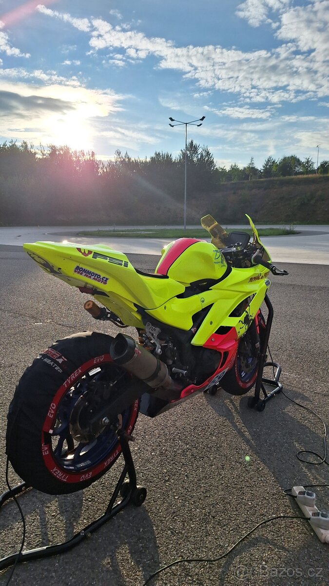 Yamaha YZF - R3, Okruhovka - 3