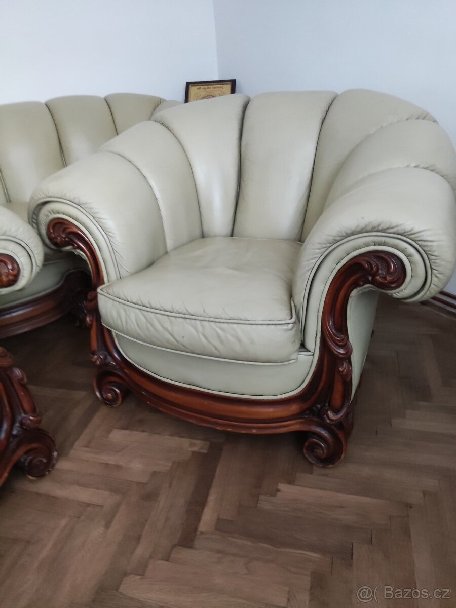 LUXUSNÍ ĶOŽENA SEDAČKA - 3