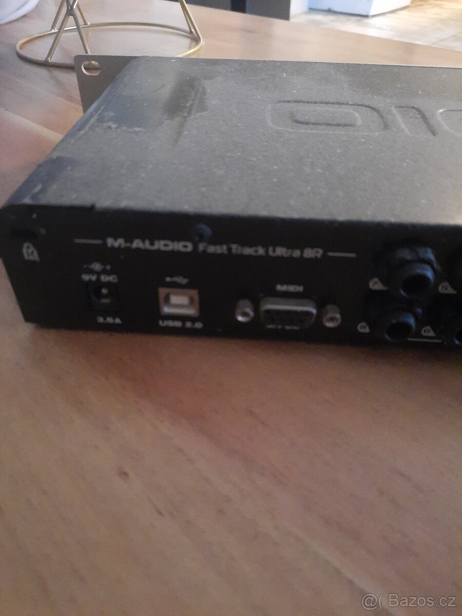 Prodám M-Audio Fast Track Ultra 8R - 3