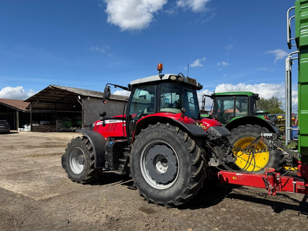 Traktor Massey Ferguson MF 7718 S MR Dyna6 EFFICIENT - 3