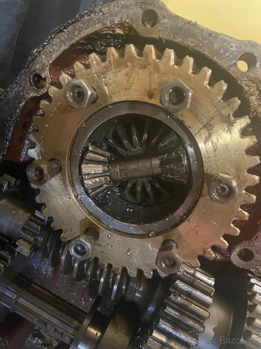 Malotraktor Unimax Jičín - 3