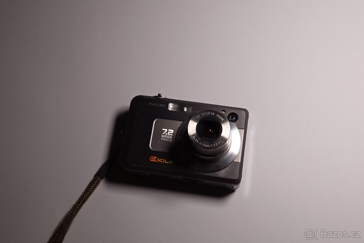 Casio EXILIM Z750 - 3