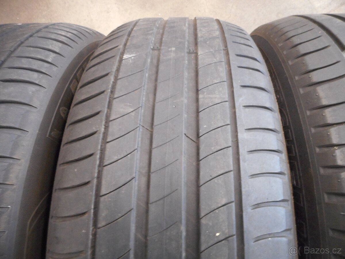 225/60R16 98V - 3
