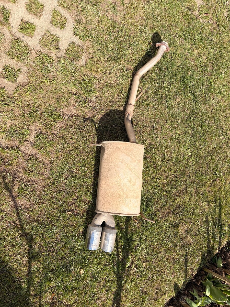 Výfuk z BMW e36 - 3