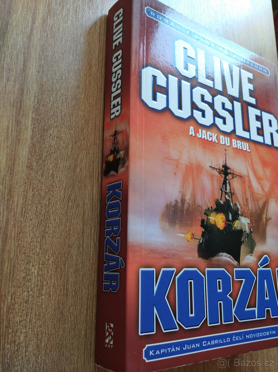 Korzár - Clive Cussler - 3
