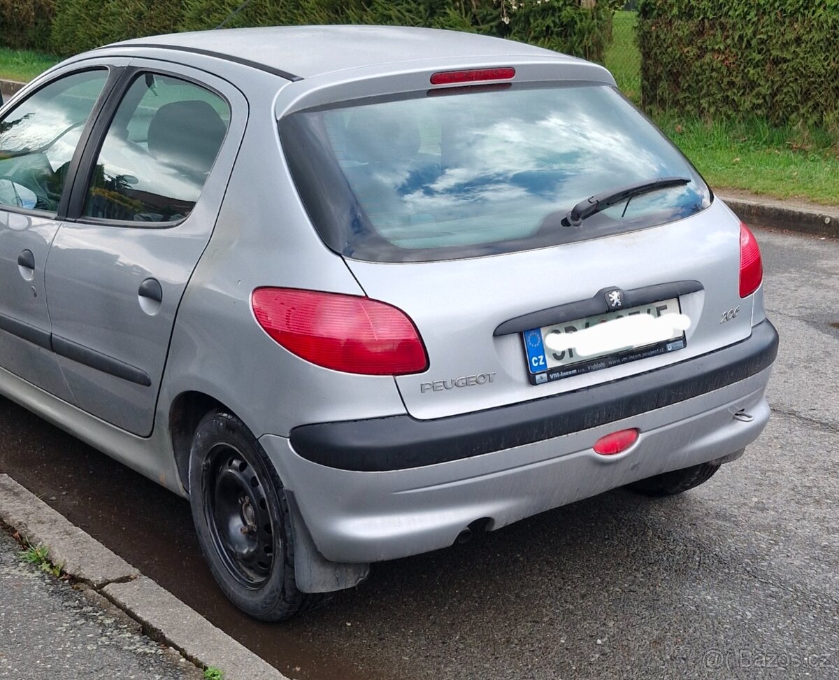 Peugeot 206 - 3