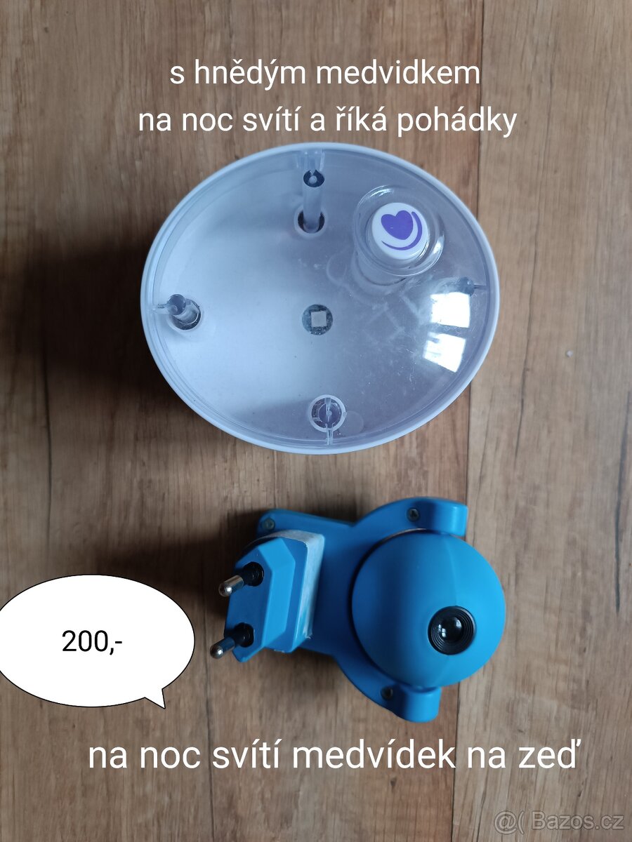Hračky, přilba aj - 3