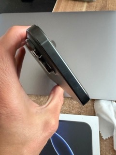 Phone 16 Pro Max 256GB Black - 3