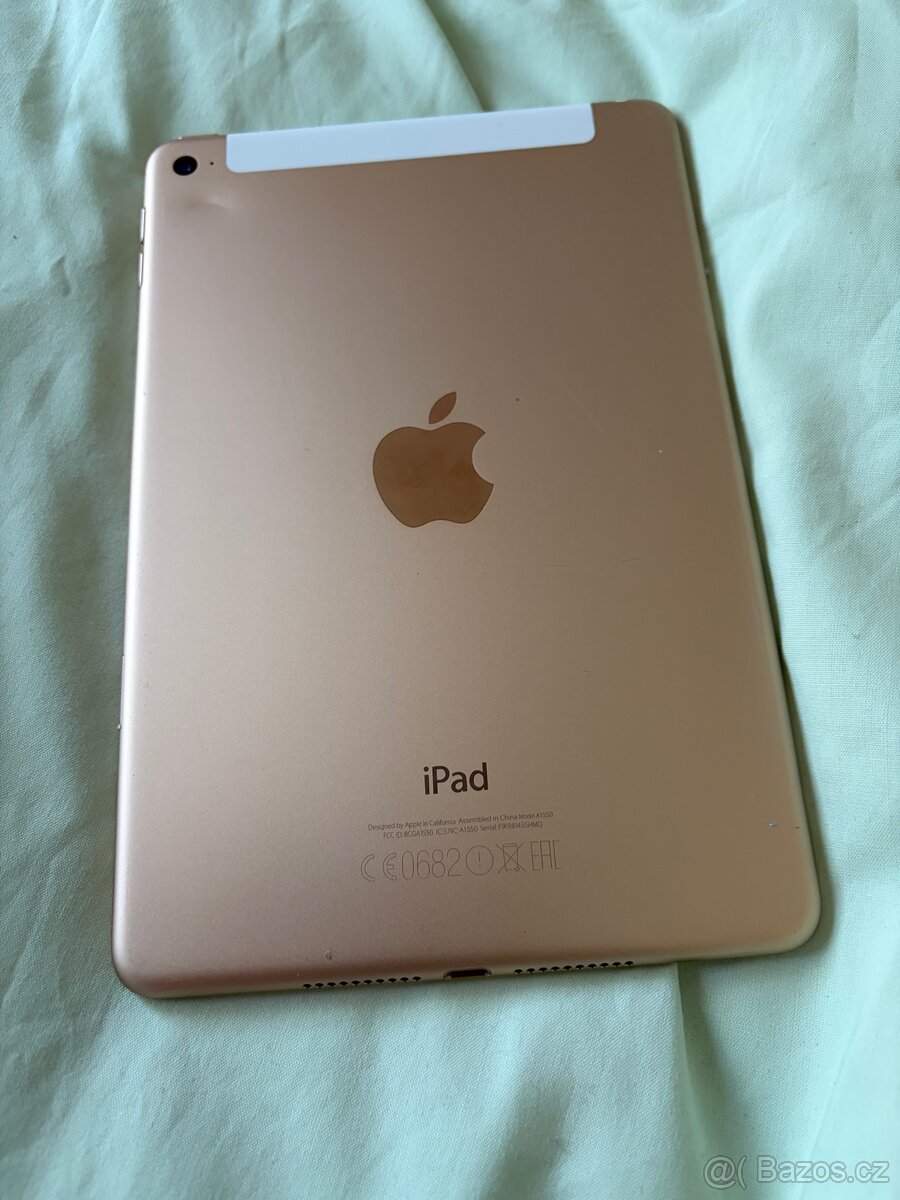 Nefunkční 4x iPad Air 2 + iPad mini 3 - 3
