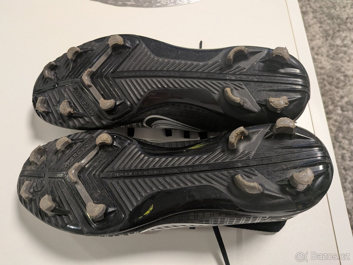 Kopačky NIKE vel.39 - 3