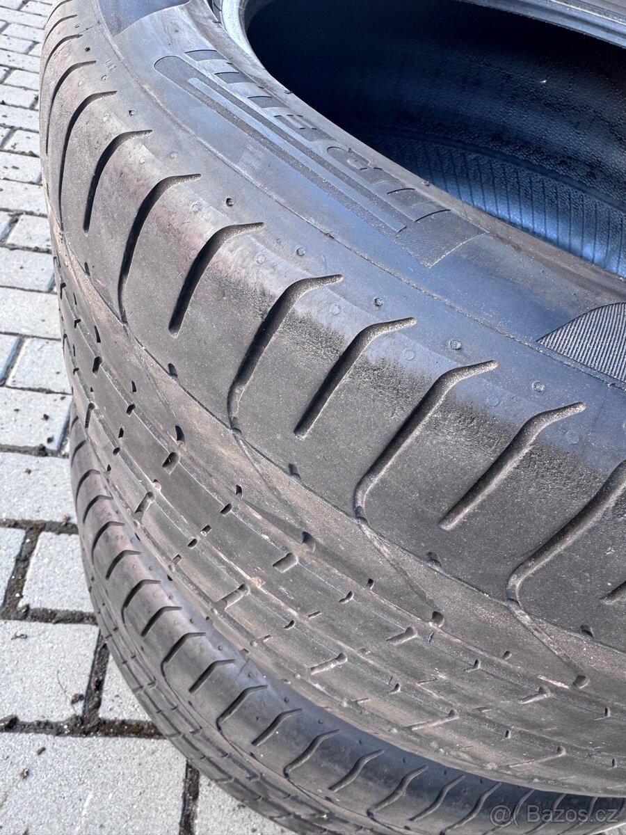 Letní pneu 275/40R19 - 3