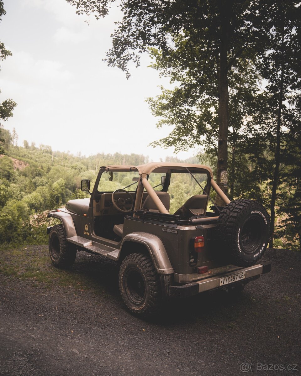 Jeep Wrangler SAHARA 2.5i