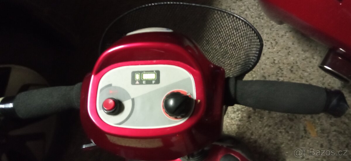 elektro invalidní čtyřkola /váha pouze 55kg