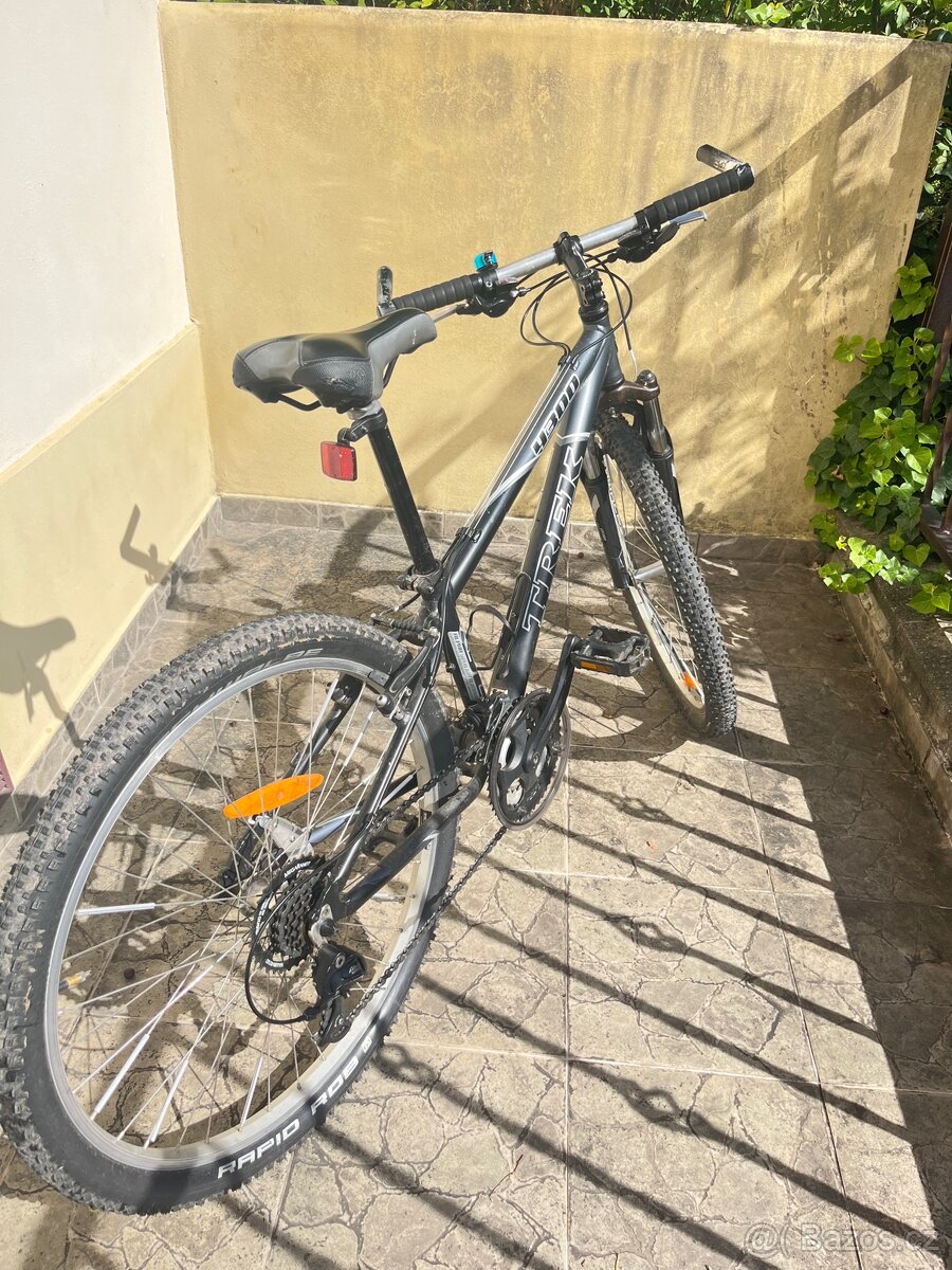TREK 4300 horské kolo - rám XS, průměr kola 26” - 3