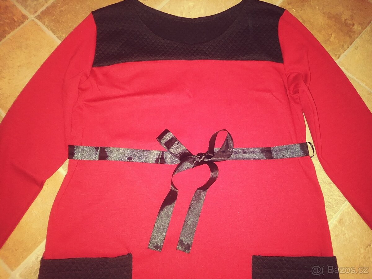 Těhotenské červené teplejší šaty vel. L - 3