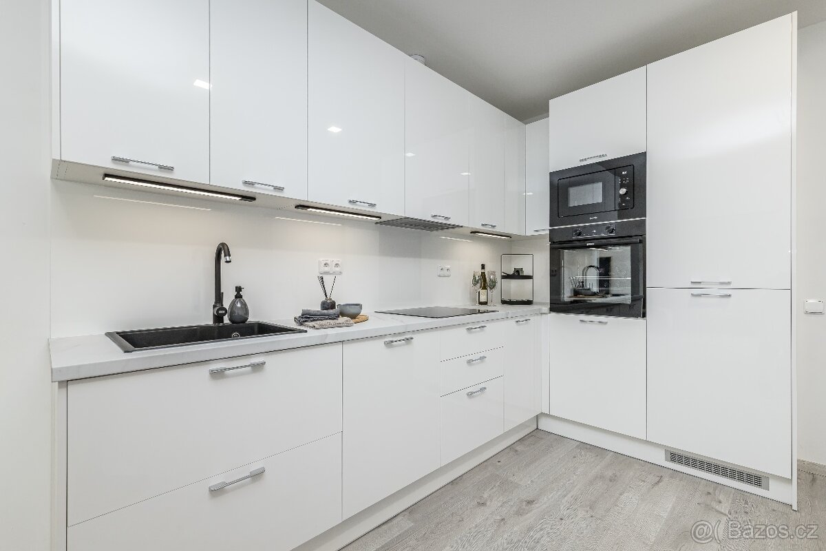 Nově zrekonstruovaný byt 3+kk, 80 m2, Praha - Strašnice - 3