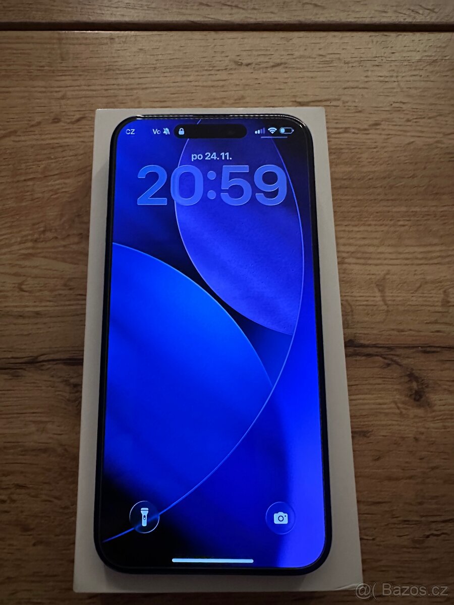 Apple iPhone 15 Pro Max - 3