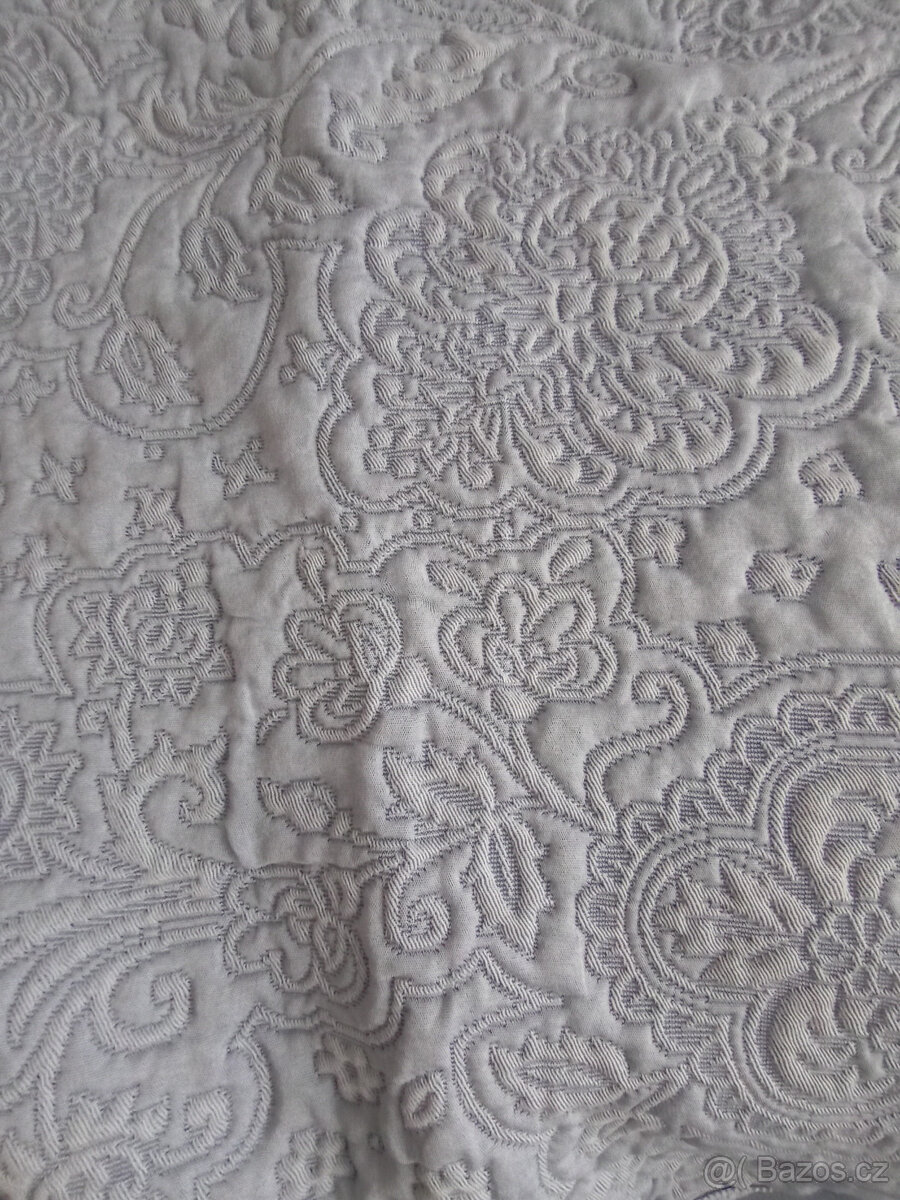 Přehoz přes postele - 3