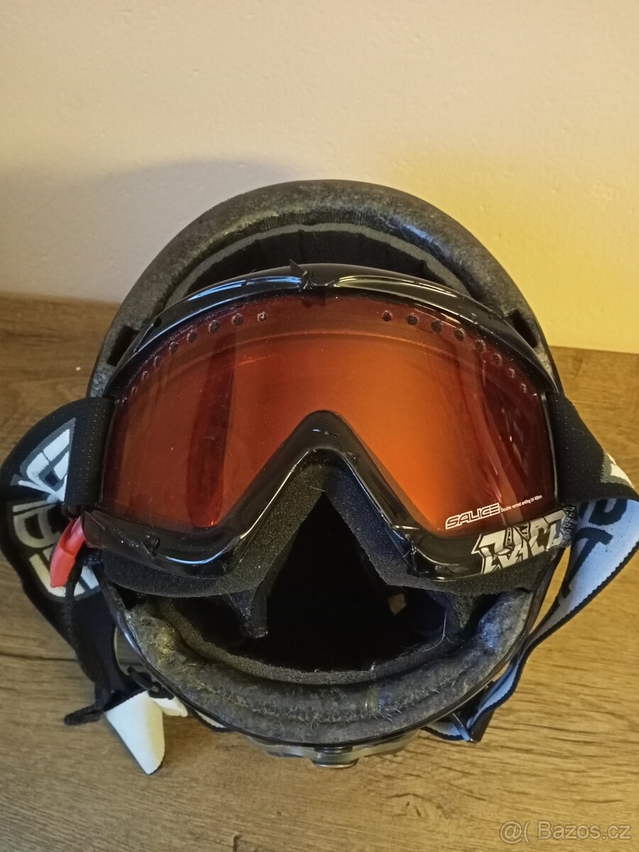 Lyžařská helma - 3