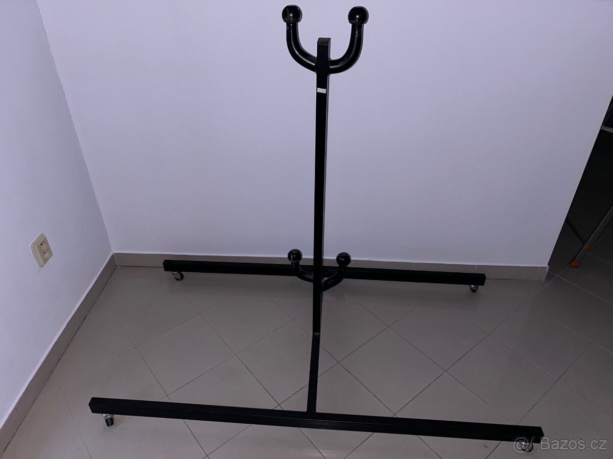Stojan na nosiče jízdních kol - výstavní / prezentační - 3