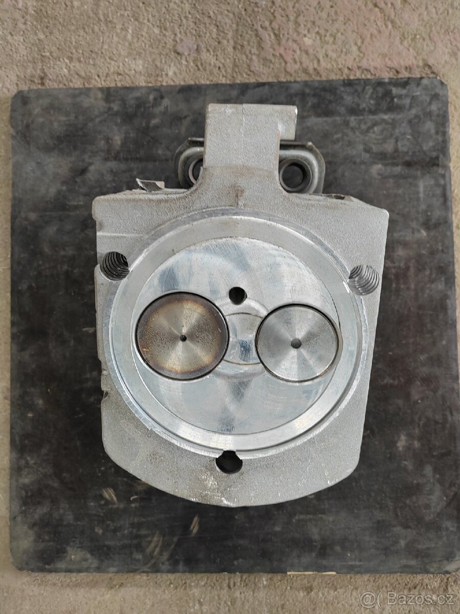 Bedna s díly na náklaďáky - 3