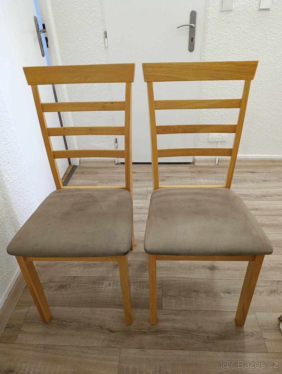 Jídelní stůl s židlemi - 3