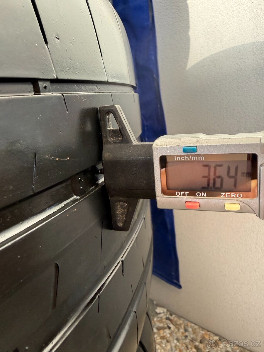 Letní sada 255/35 R20 Hankook - 3