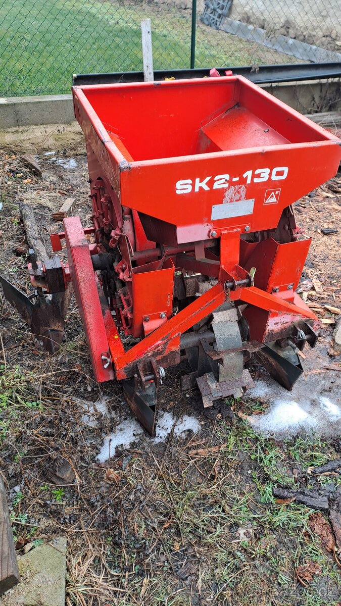 Sazeč na brambory za malotraktor - 3