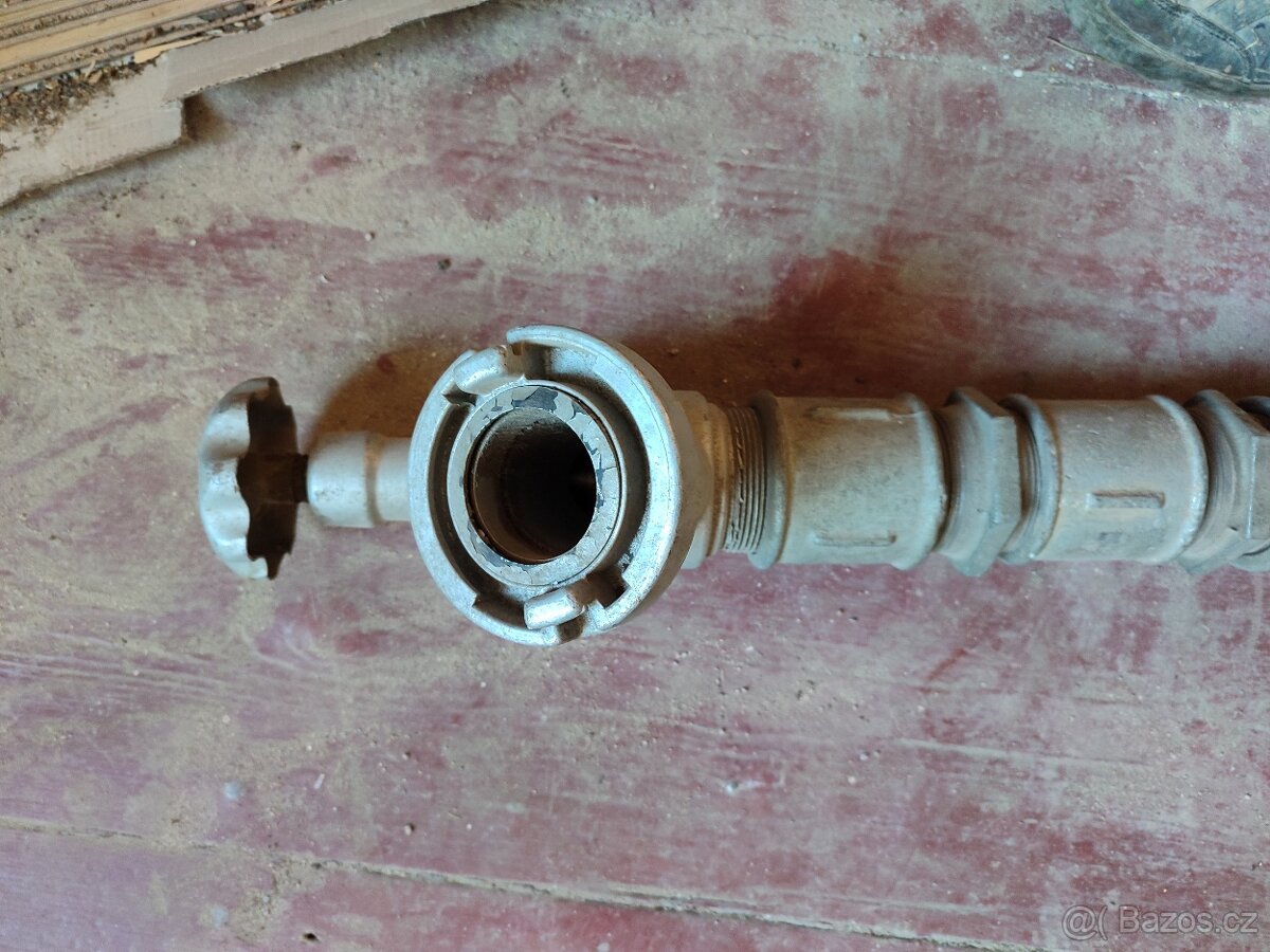 Díly vodovodní - 3