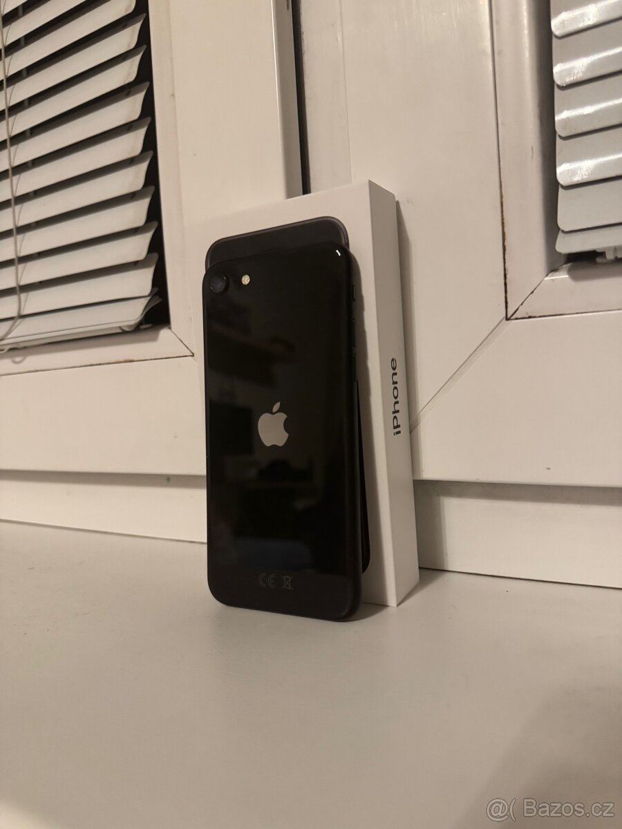 IPhone SE 2020 - 3