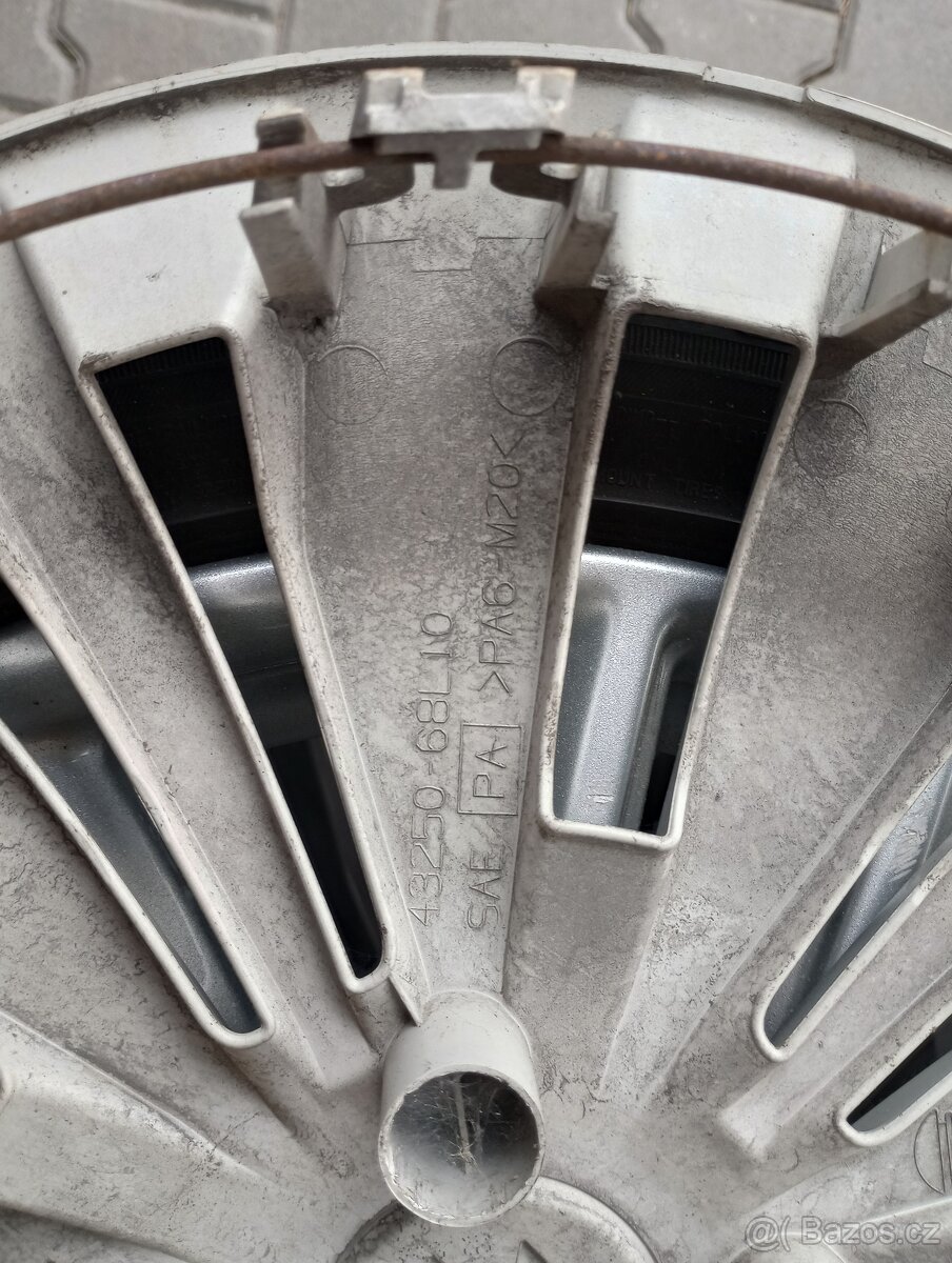 Poklice originál Suzuki 15". - 3