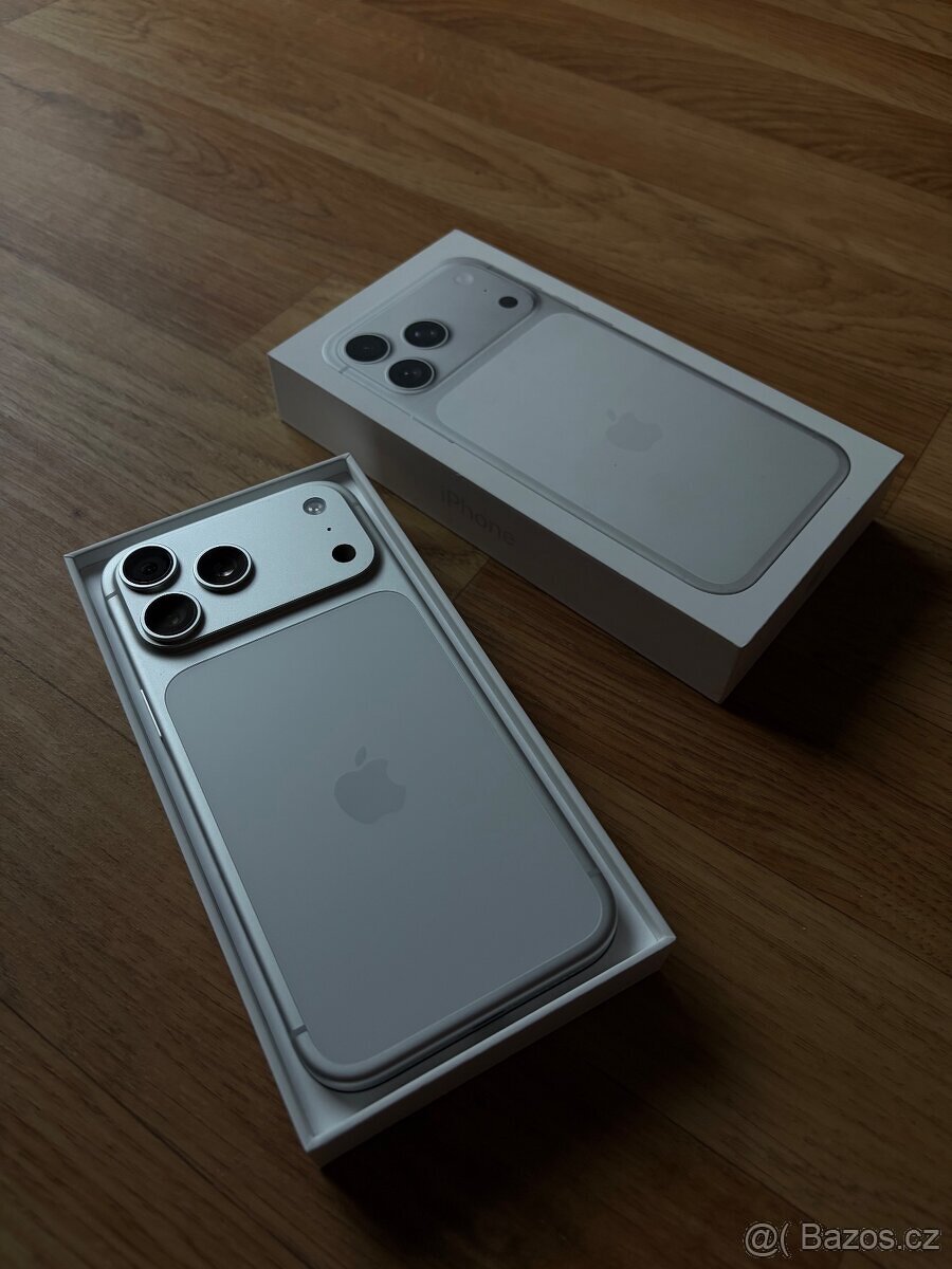 Apple iPhone 17 Pro Max 512GB stříbrný - 3