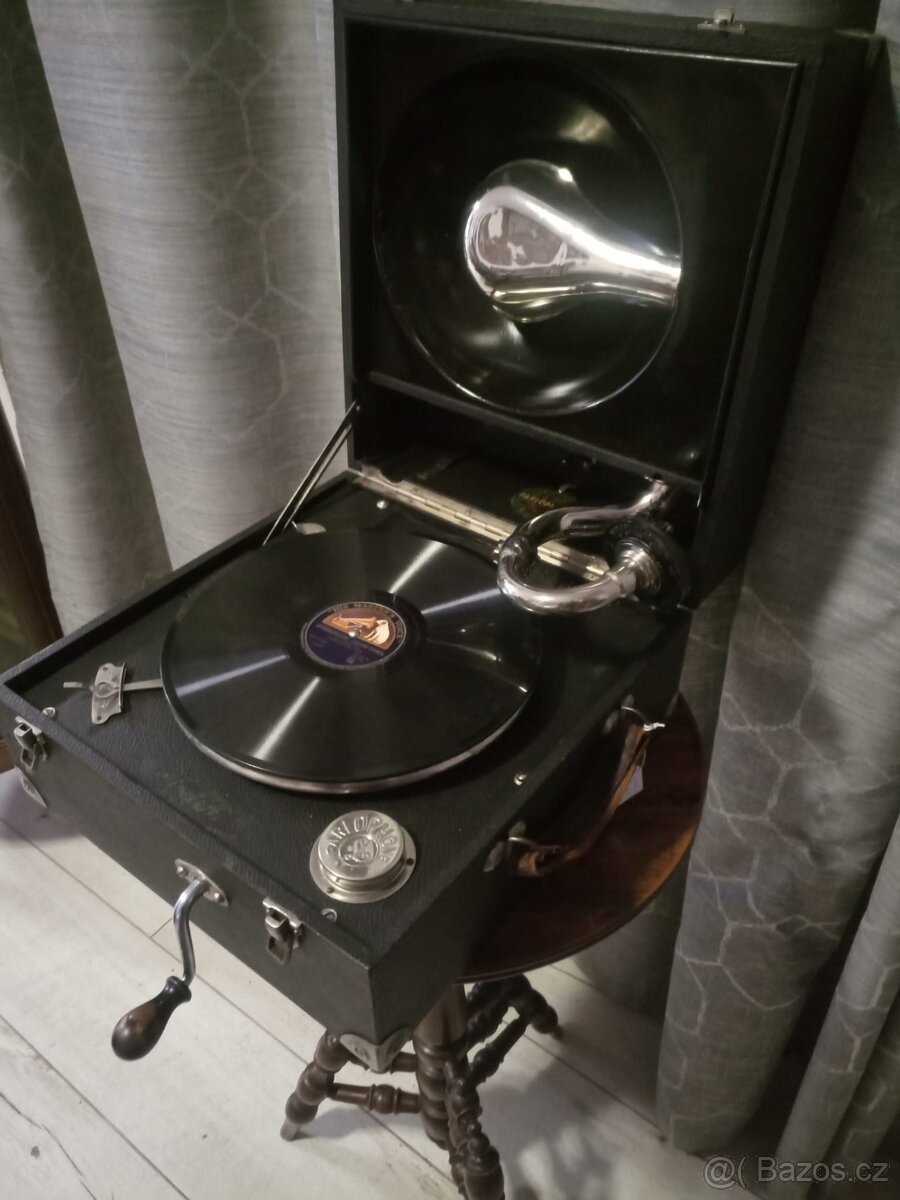 Kufříkový gramofon "Parlophone" - 3